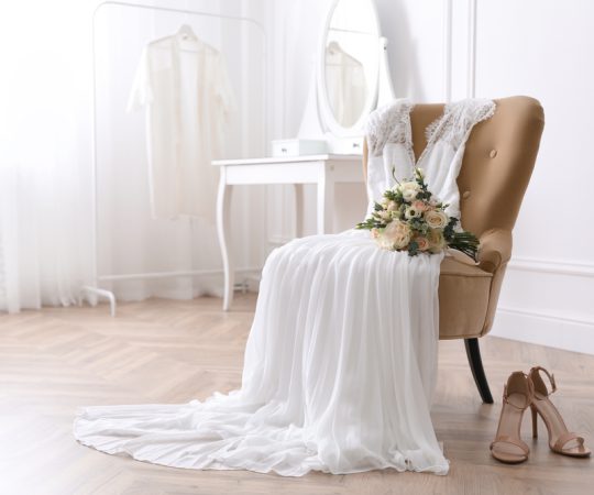 Brautmoden, Hochzeitskleider
